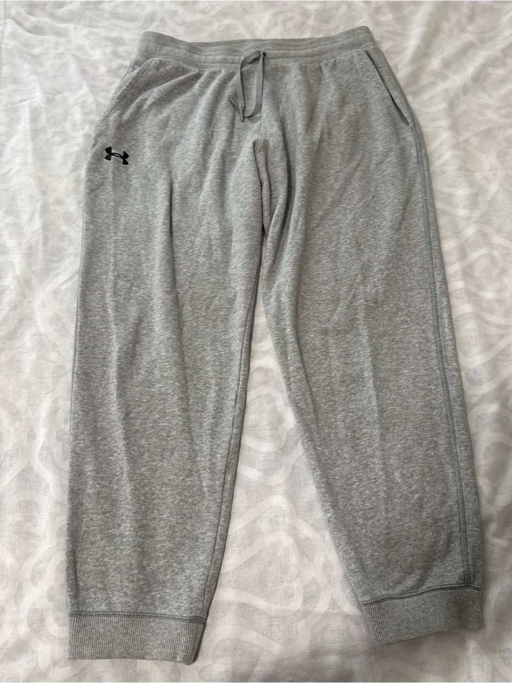 Under Armour Men’s Light Gray Fleece Jogger Sweatpants - Picture 5 of 7
